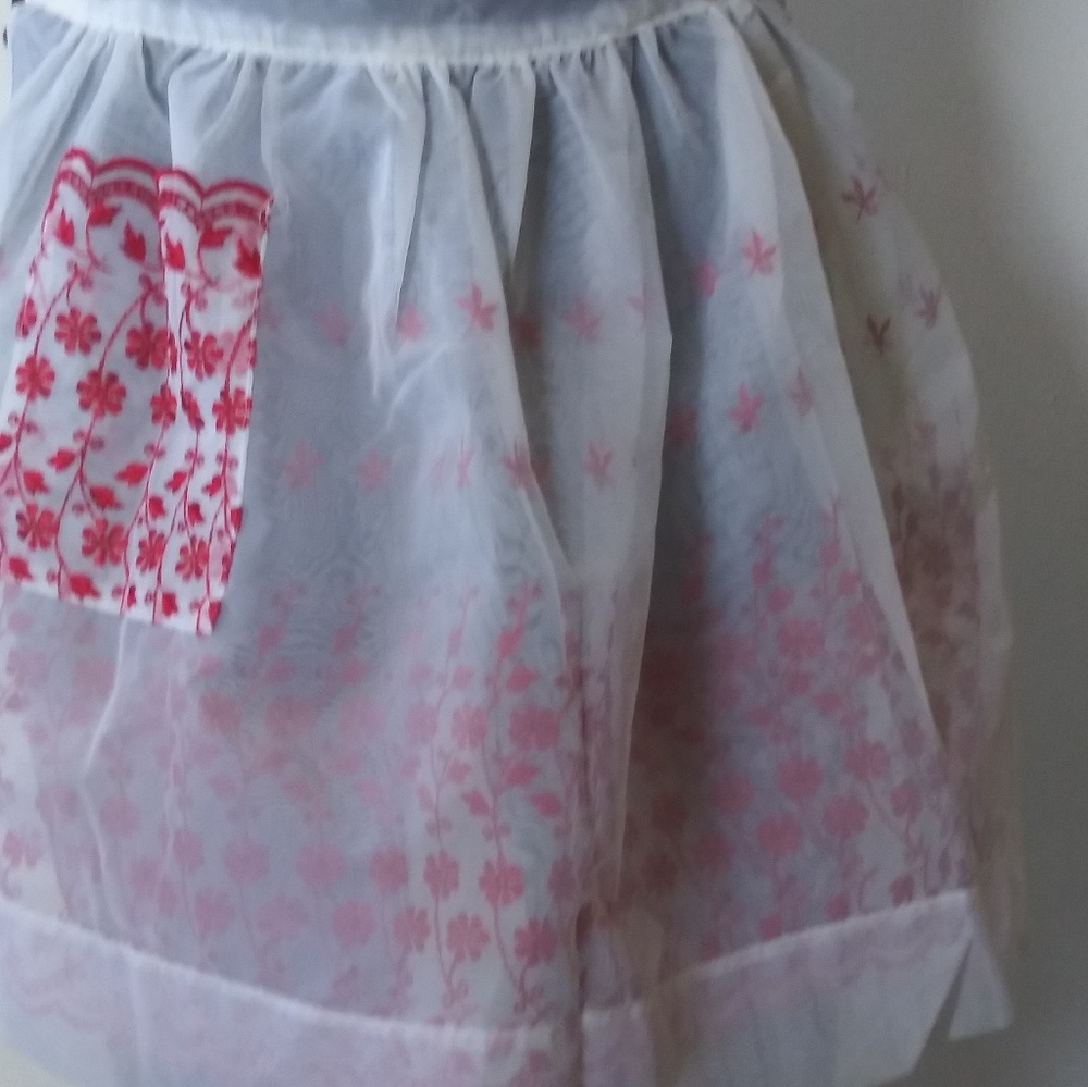 embroidered apron